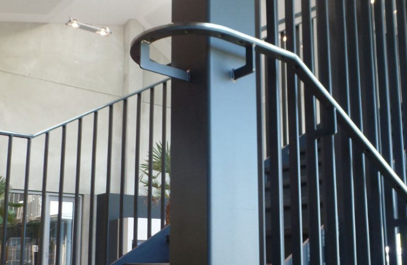 Stahltreppe mit Gussasphaltbelag